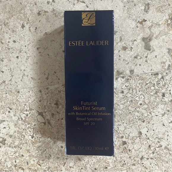 NIB Estee Lauder Futurist SkinTint Serum Foundation SPF 20 1N2 Ecru - Picture 7 of 11